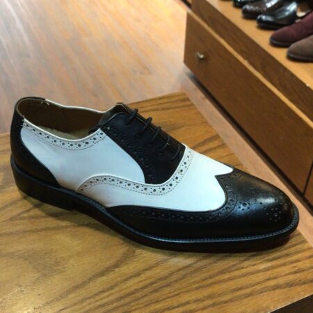 Oxford Black and White Brouge