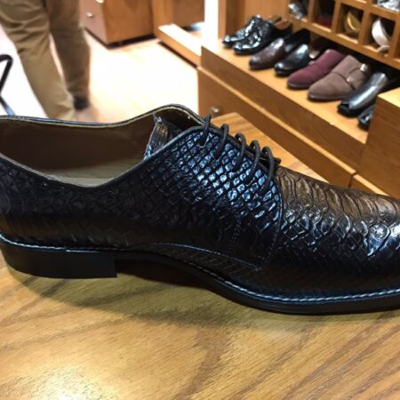 Derby Crocodile Pattern Black