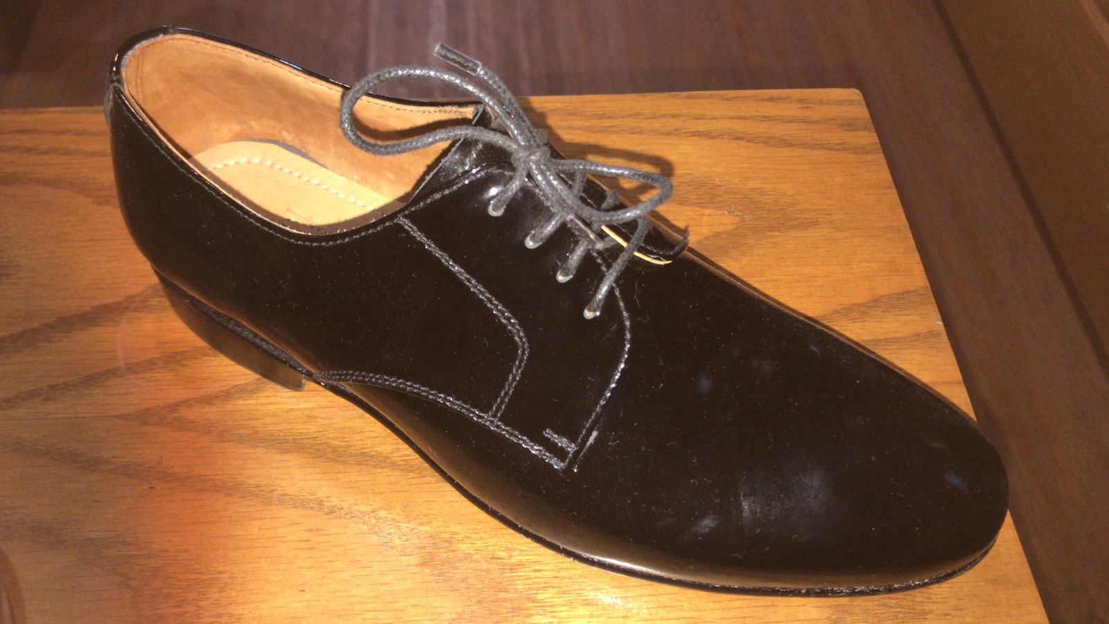 Derby Patent finish Black