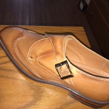 Side Buckel Wing Tip Camel
